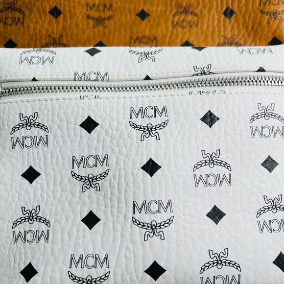 MCM Large Tricolor Backpack - Picture 6 of 10